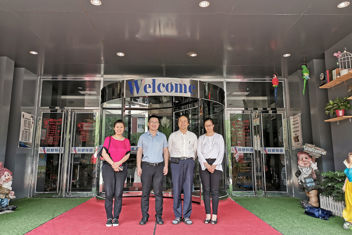 Experienced R&D Team-1 (6)